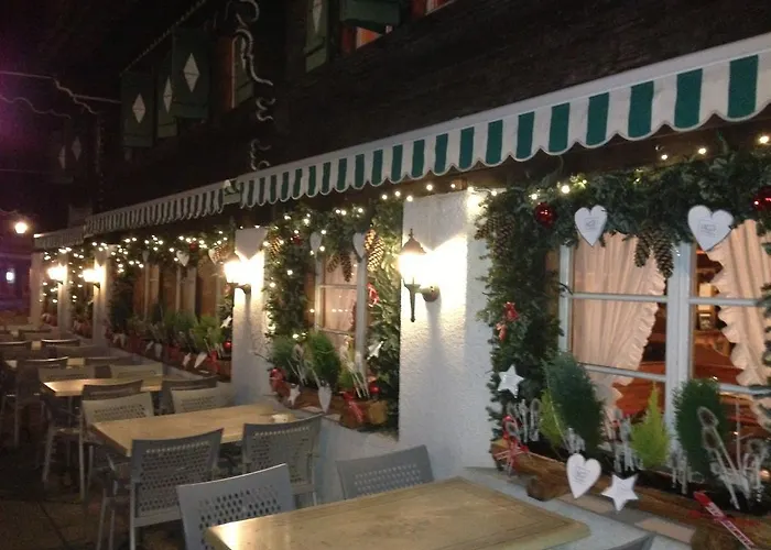 Zajazd De La Poste 2*